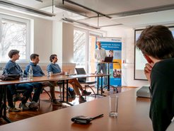Stefan Wilke gives a presentation on the management consultancy Basycon for IMPRS-APS students.