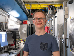 Jannik Esslinger at the beamline at CALA.